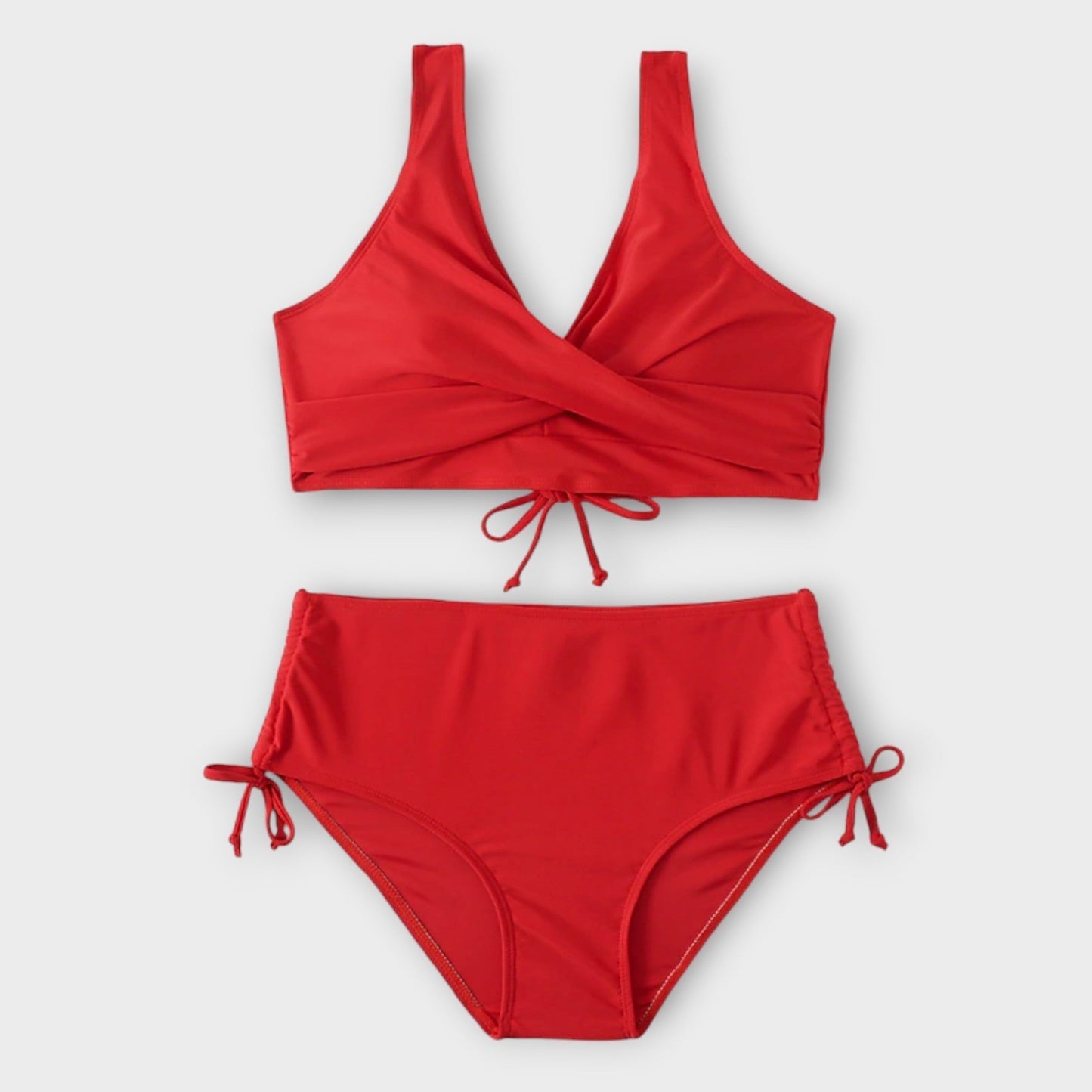 Irena | Bikini elegante de dos piezas que realza la figura