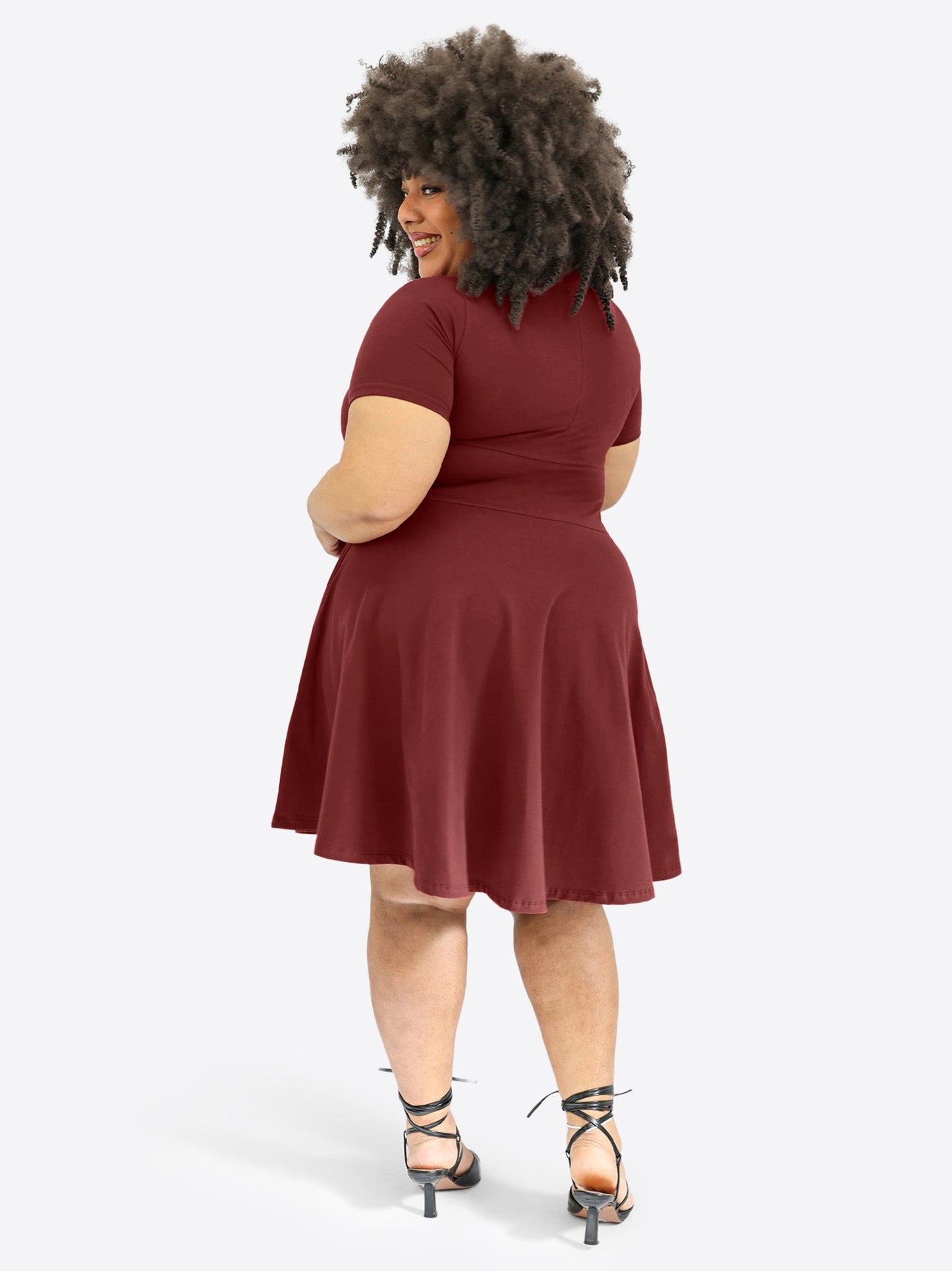 Mara | Vestido skort clásico de manga corta