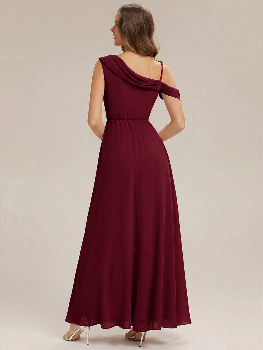 ELIANA™ | Vestido largo asimétrico de un hombro con corte en A y detalles plisados