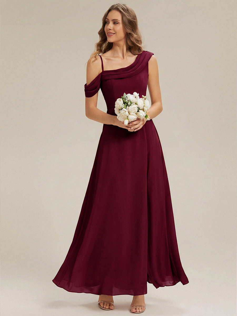 ELIANA™ | Vestido largo asimétrico de un hombro con corte en A y detalles plisados