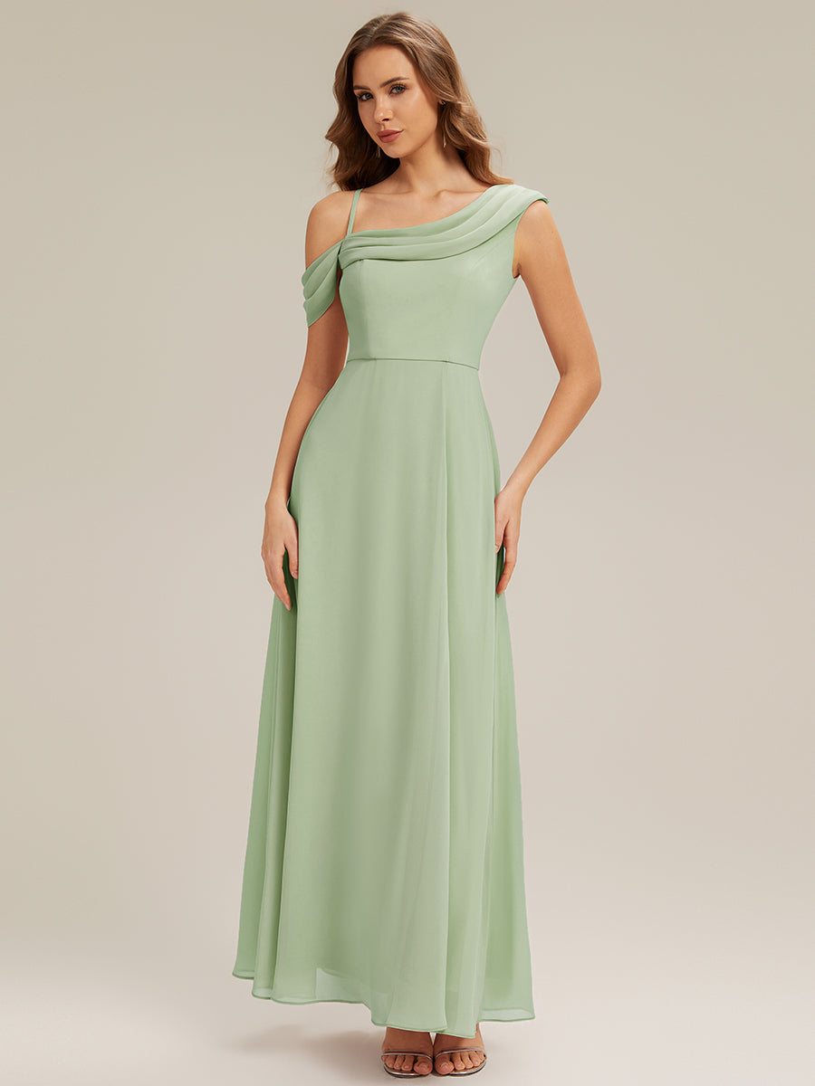 ELIANA™ | Vestido largo asimétrico de un hombro con corte en A y detalles plisados