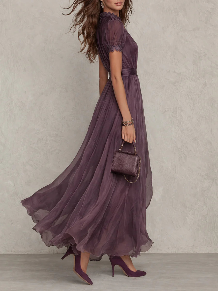 Flavia - Vestido largo morado con escote en forma de gota y ribete de encaje de gasa